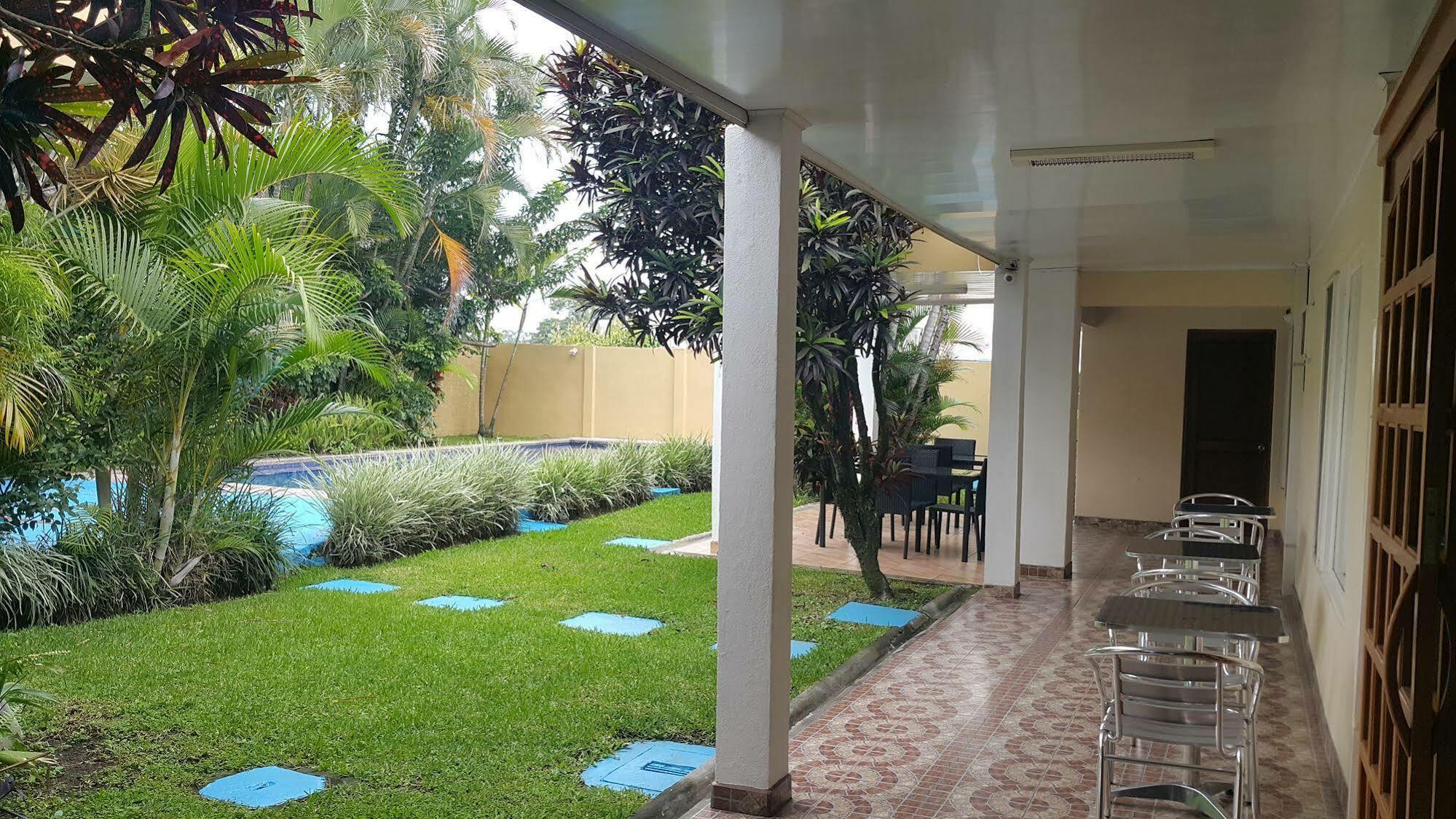 Hotel Portal Colonial San José Buitenkant foto